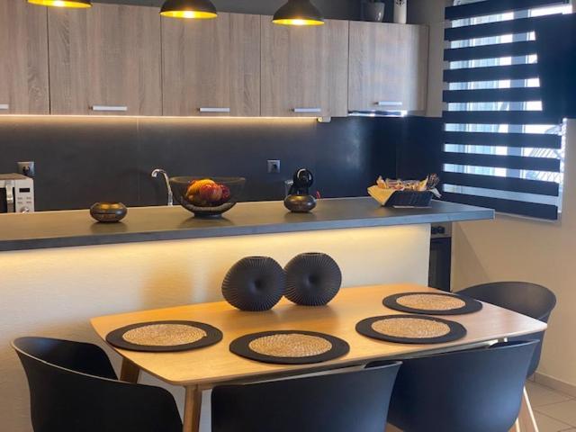 Ninemia Luxury Apartment *